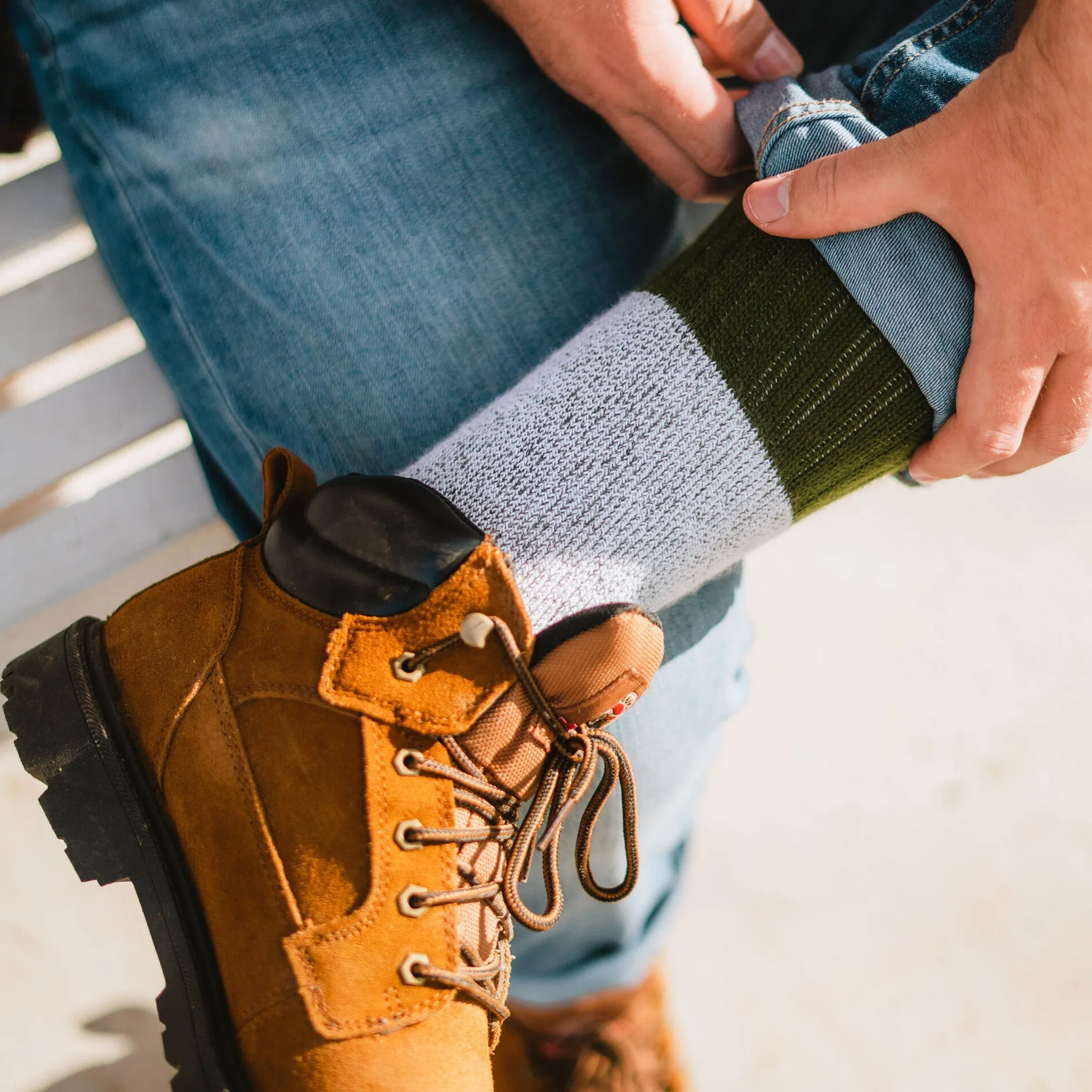 Men's Wick Dry Outlander Heavyweight Mid-Calf Boot & Field Sock