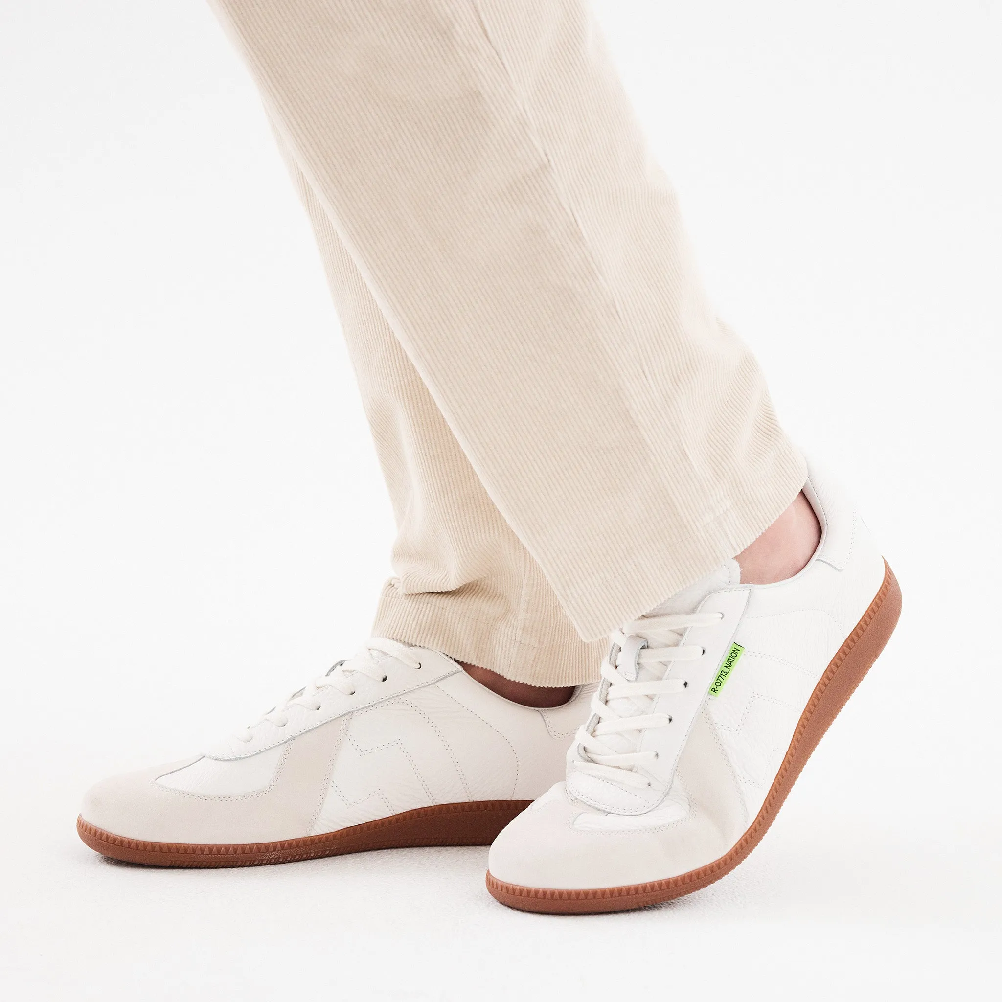 Pace Mens Classic White/Gum