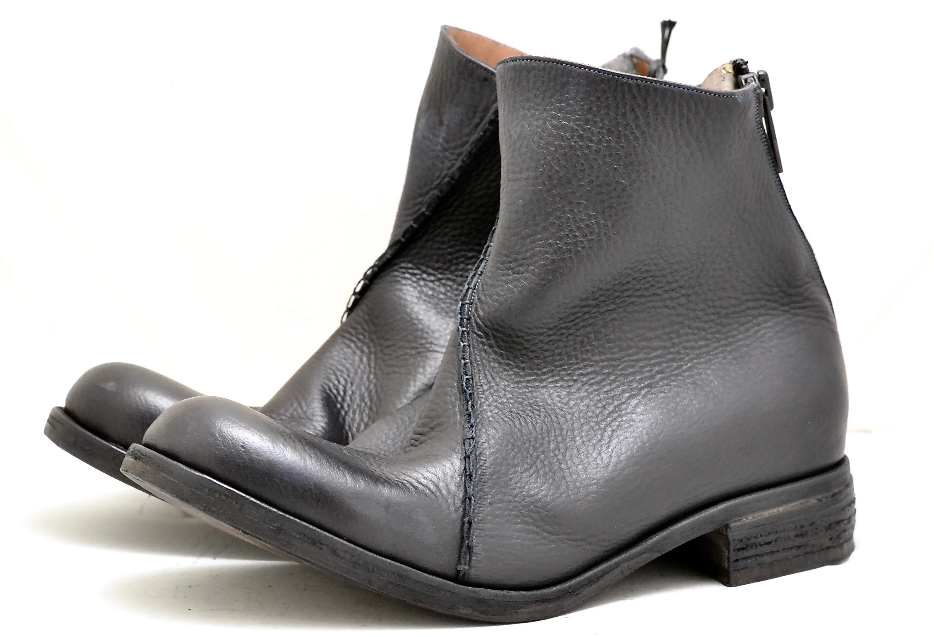 Zip Back Boot  |  Black | Yak